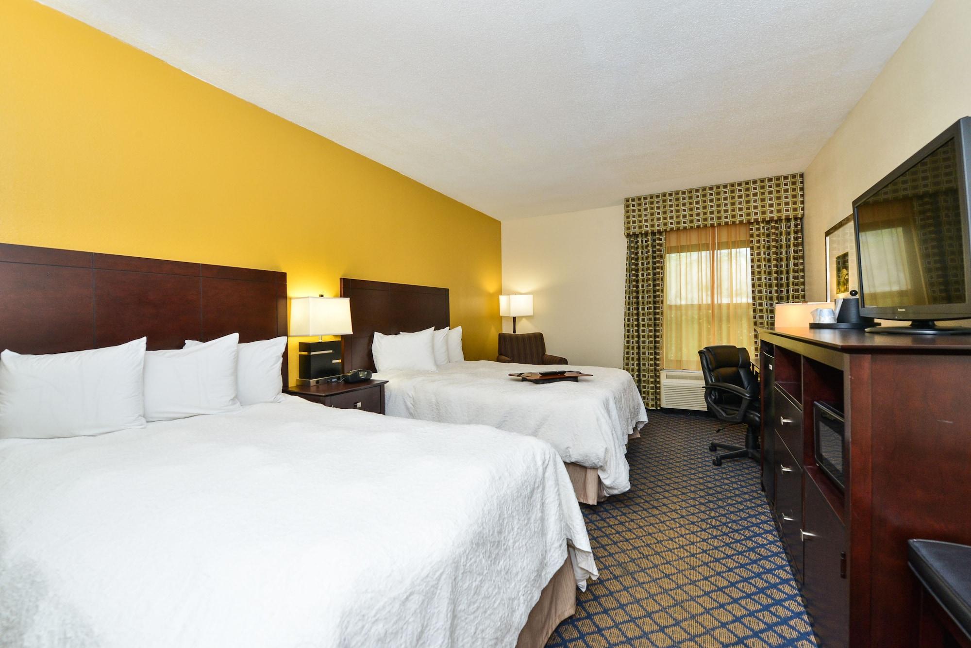 Hampton Inn Petersburg-Fort Gregg Adams Экстерьер фото
