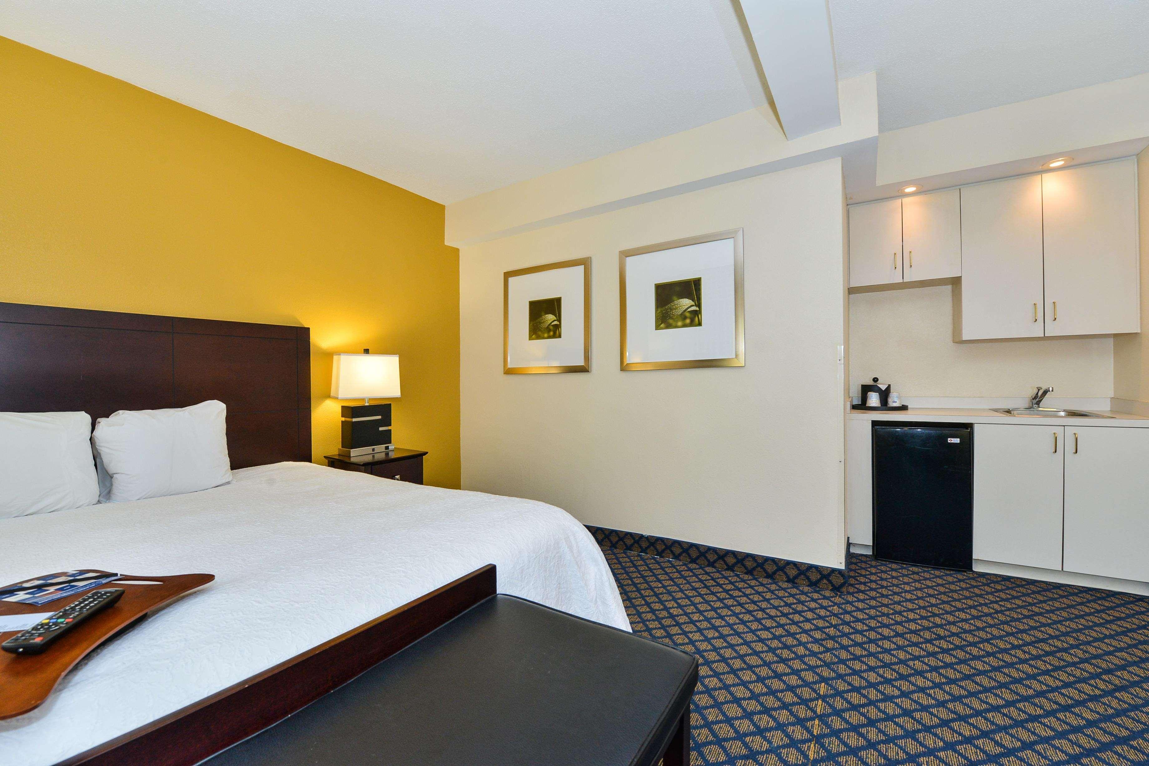 Hampton Inn Petersburg-Fort Gregg Adams Экстерьер фото