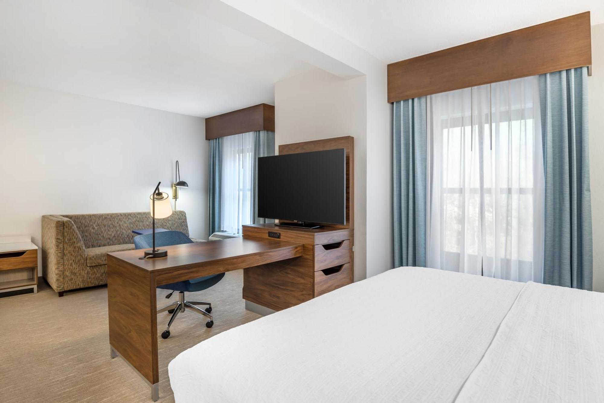 Hampton Inn Petersburg-Fort Gregg Adams Экстерьер фото