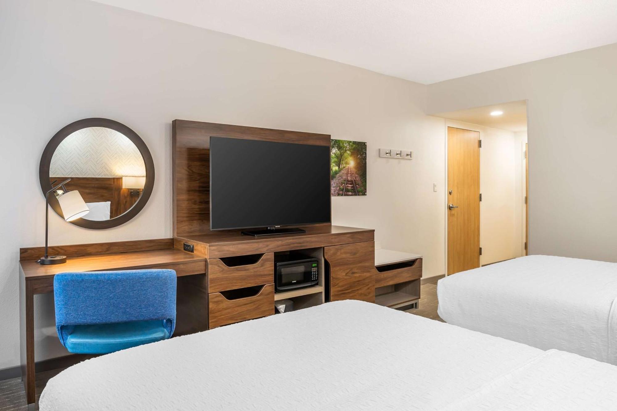 Hampton Inn Petersburg-Fort Gregg Adams Экстерьер фото